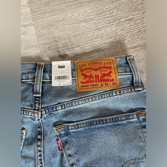 New Levi Jeans Men’s Skinny Taper 31x30 - Picture 3 of 12